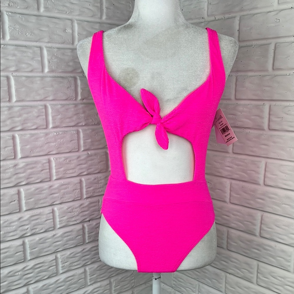 DAMSEL SWIMSUIT ONE PIECE TEXTURED LINED FABRIC HOT PINK TIE FRONT CUT OUT SZ MD
